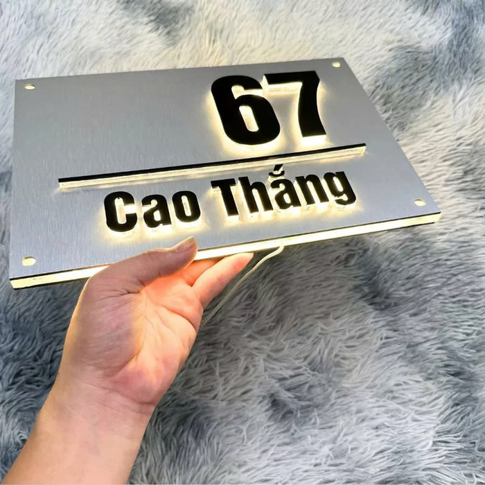 Mẫu biển số nhà biệt thự đèn led nổi bật 