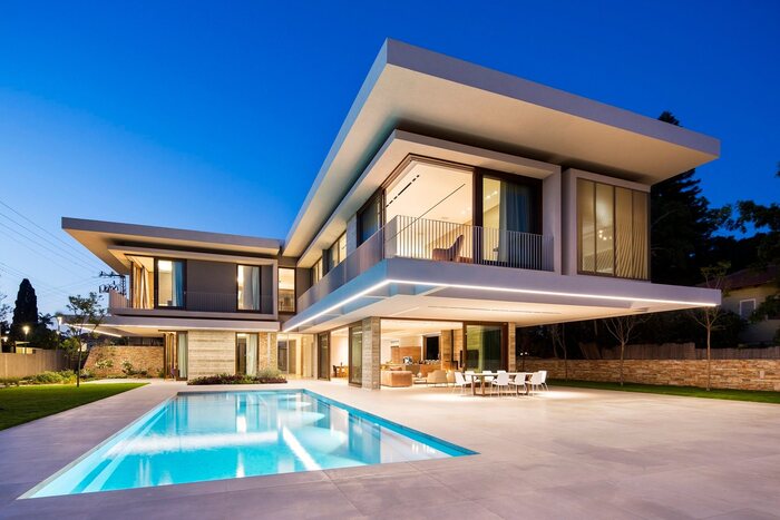 10+ mẫu biệt thự chữ L độc đáo, sang trọng 2026 1 Mẫu nhà chữ L lên có kiến trúc mới mẻ, phá cách, đáp ứng tối đa mọi nhu cầu của chủ nhân