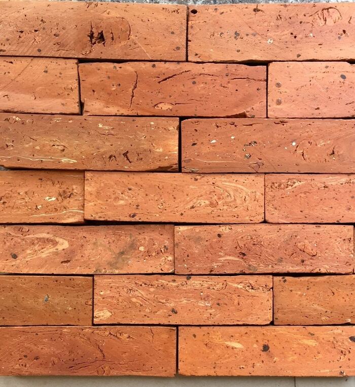 Gạch đất nung - loại gạch được sử dụng phổ biến trong các công trình